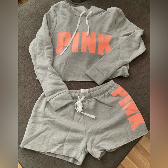 *NEW* Victoria's Secret Lounge Set - Picture 3 of 3